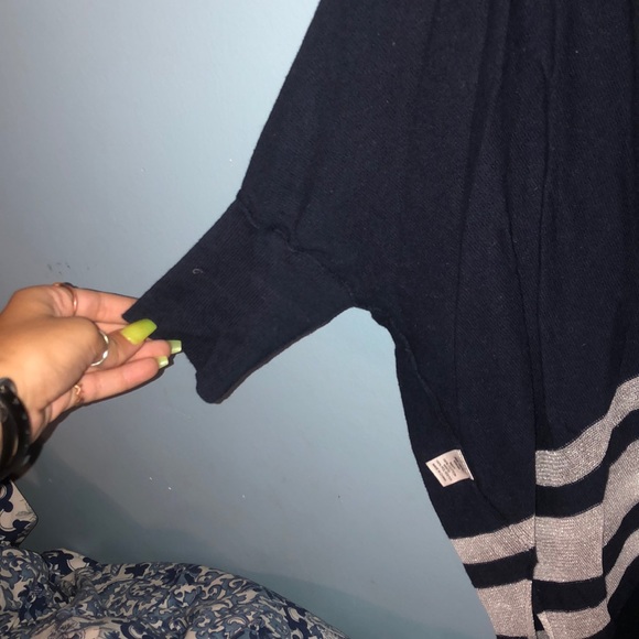 Mesh striped sweater - Picture 2 of 3